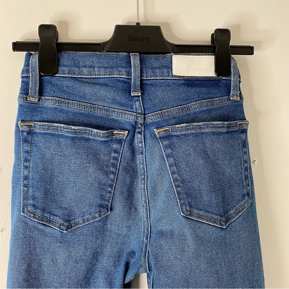 RE/DONE 90s Ultra High Rise Ankle Crop Jeans - Picture 10 of 15